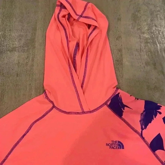 North Face hoodie, size Small.  Perfect condition. - Picture 1 of 7